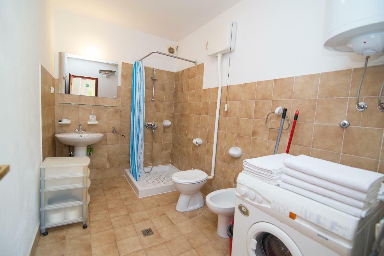 Andjelka B4-Blue Apartment Mali Losinj Ngoại thất bức ảnh